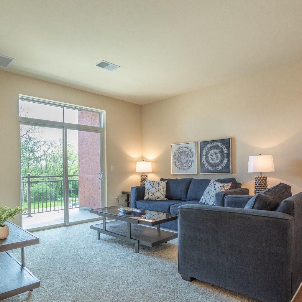 4 Living Room2 1024x1024